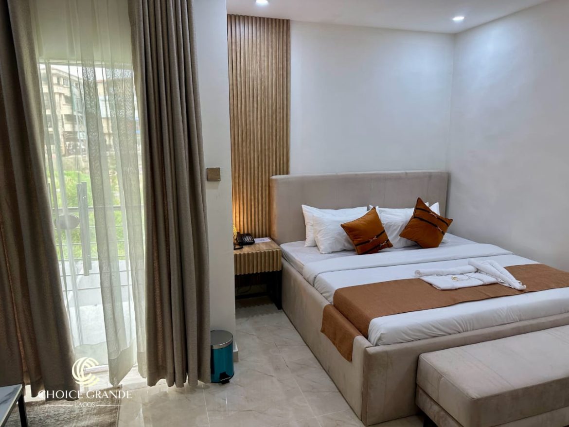 CONTEMPORARY SUITE – CHOICE GRANDE LAGOS